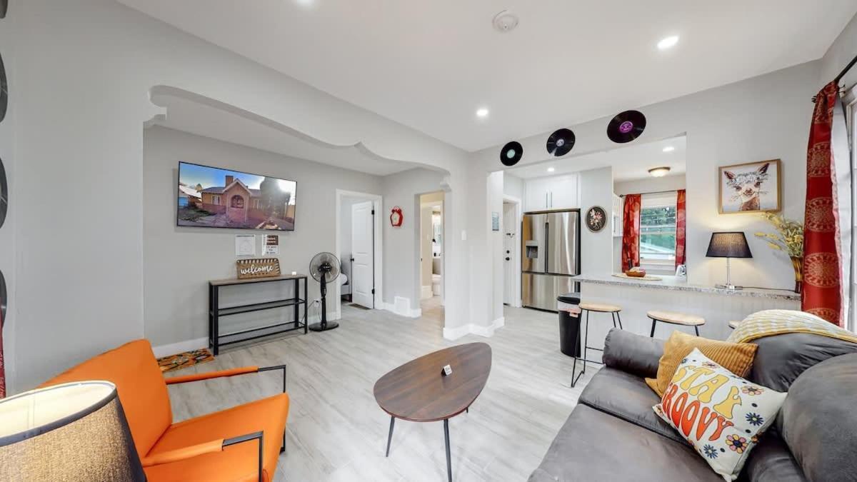 Groovy In The Heart Of The Holiday home